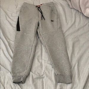 help a friend to sell it